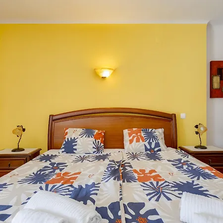 Double Bedroom In Beautiful Quinta - Qr06 *